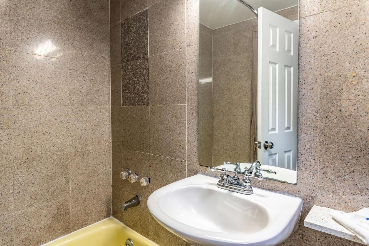 Motel 6-Elmsford, Ny - White Plains מראה חיצוני תמונה