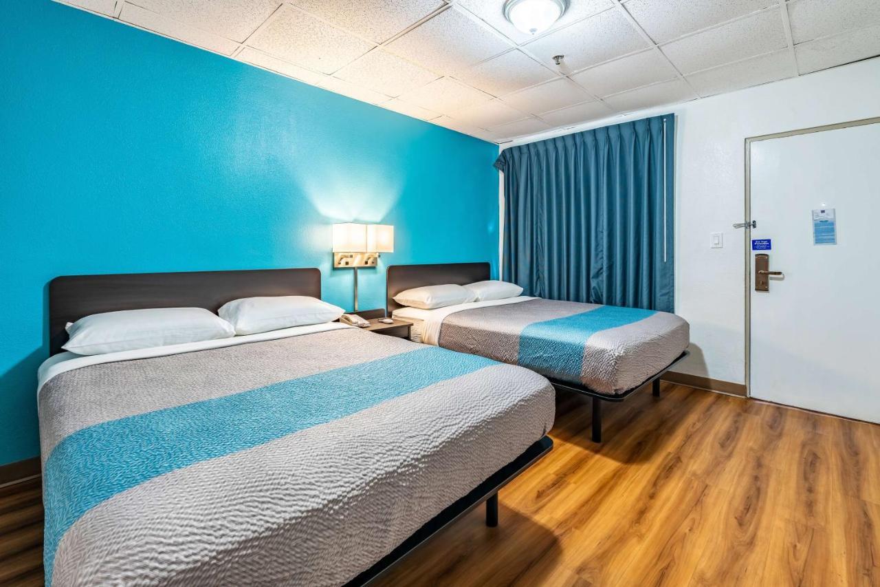 Motel 6-Elmsford, Ny - White Plains מראה חיצוני תמונה