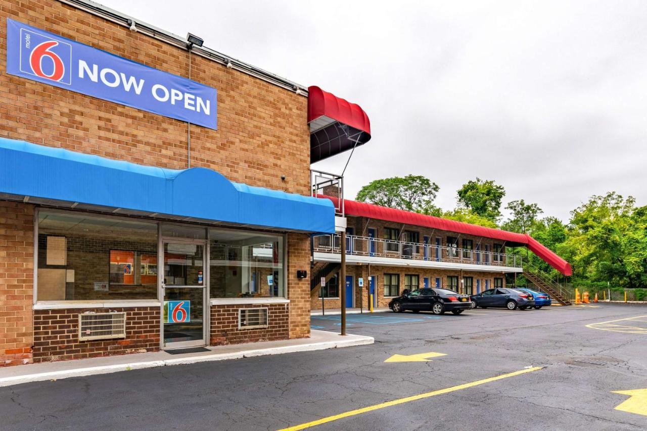 Motel 6-Elmsford, Ny - White Plains מראה חיצוני תמונה